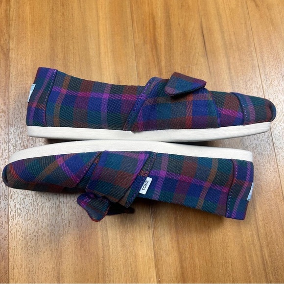 TOMS Women's Multicolor Slip-On Shoes Loafer Flats Size 6 - Picture 5 of 11